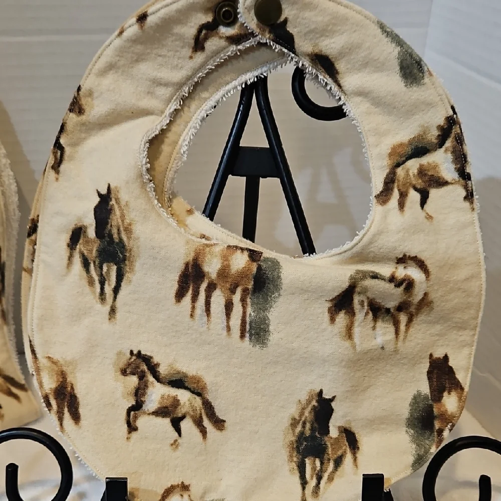 Kids Bib & Burp Charming Wild Horse Print Set of 3